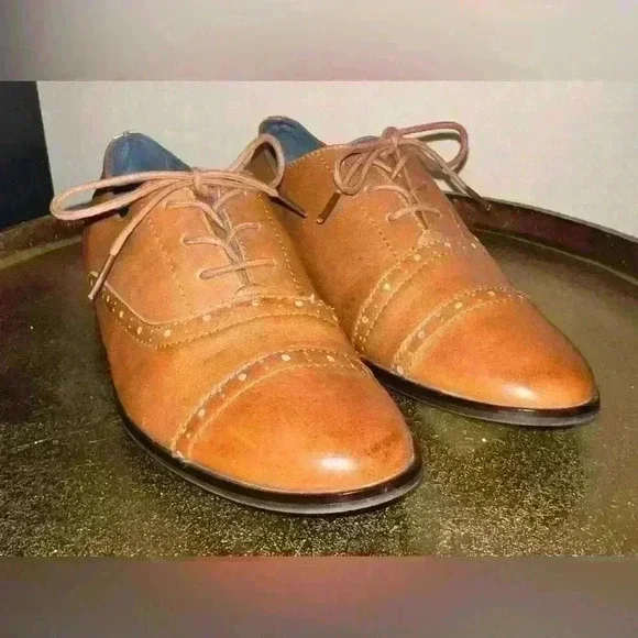 TOMS Oxford Lace-up Dress Shoe in Brown Leather - Picture 8 of 11